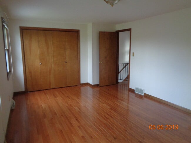Photo - 1425 Como Park Blvd