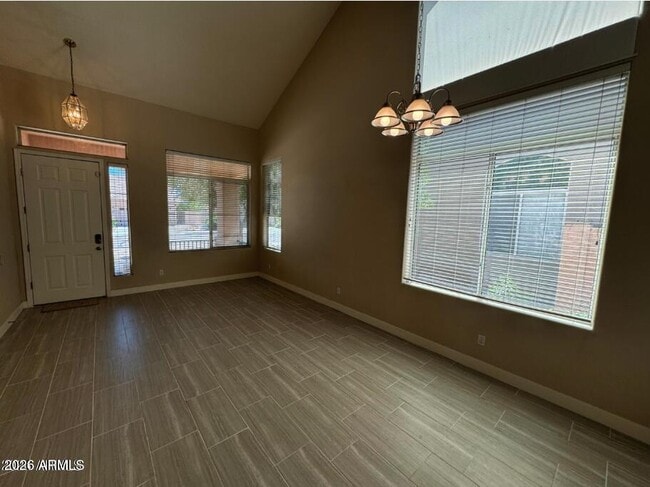 Photo - 1470 W Armstrong Way