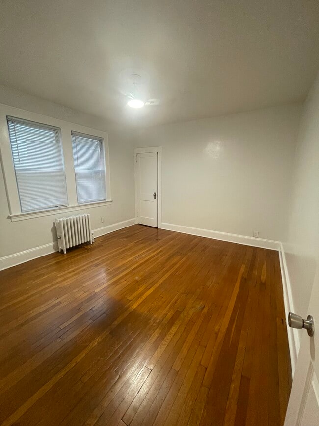 Dormitorio 1 - 222 Castleton Ave Unidad 1