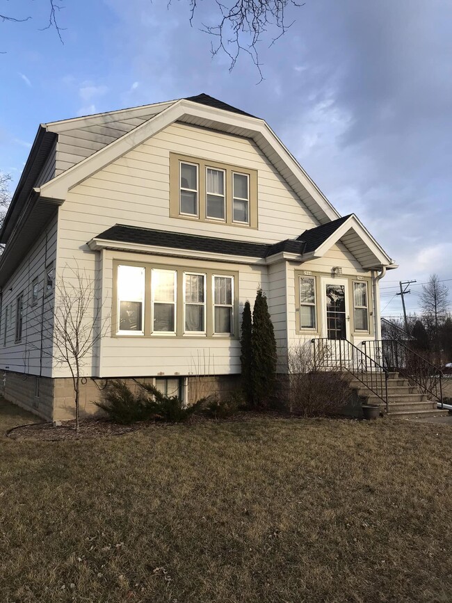 Photo - 2968 S 84th St