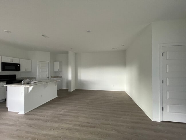 Photo - 6723 SW Dignity Ave