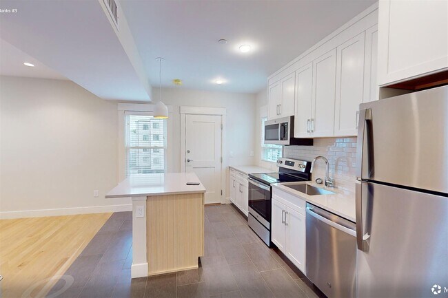 Photo - 208 Banks St Unit 3