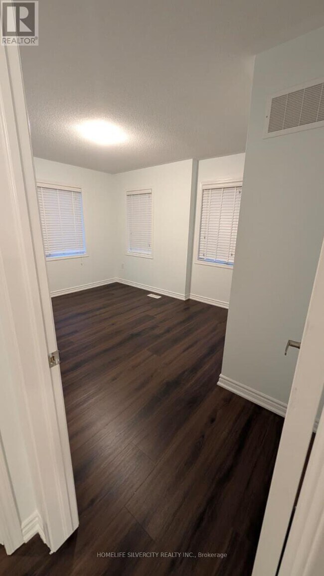 Photo - 39 Boothill Dr