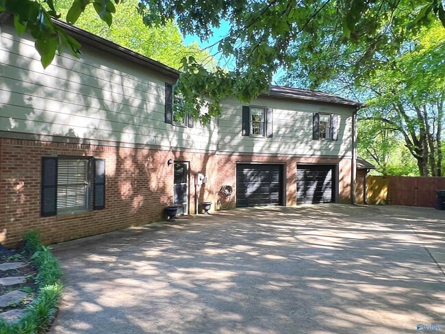 Photo - 204 Roy Dr