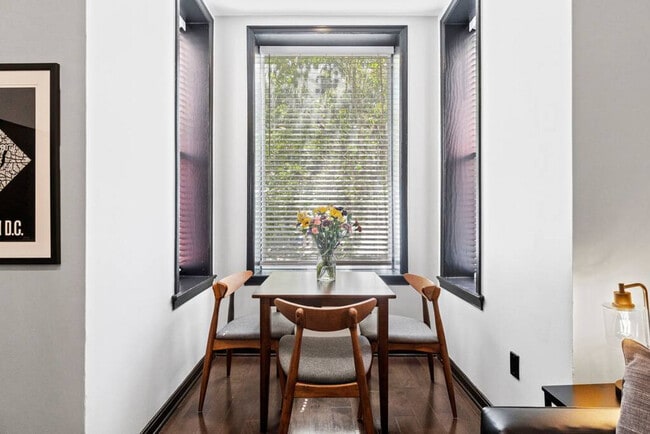 Building Photo - 409 O St NW Rental