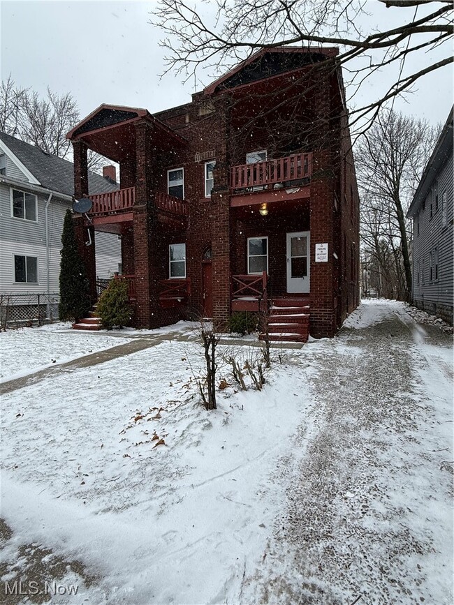 Building Photo - 3467 E 149th St Unit 1