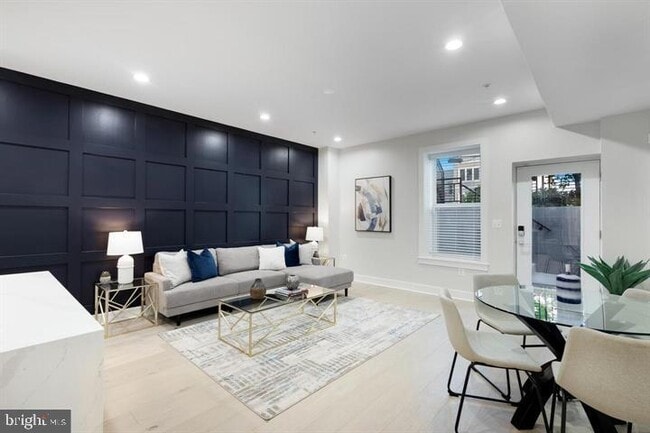 Photo - 525 Kennedy St NW Unit 1