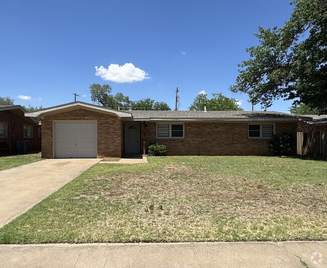 Building Photo - Cute, updated 3 bedroom! Rental