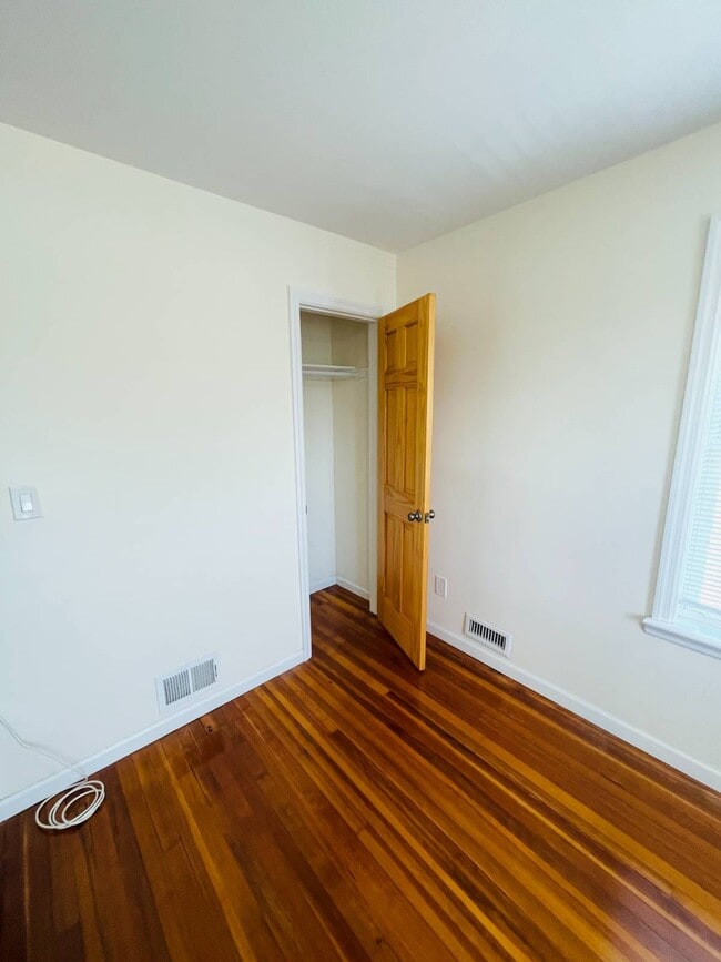 Photo - 27 1st St Unit 1