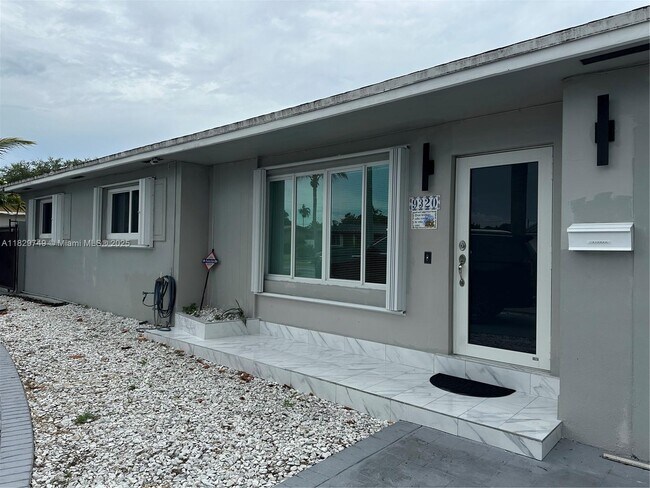 Photo - 9320 SW 46th Terrace Casa