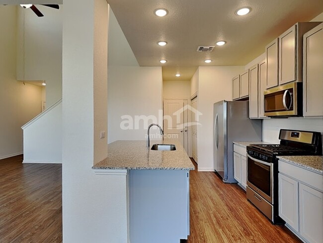 Photo - 2735 Geronimo Creek