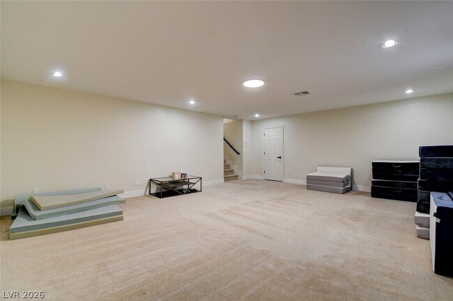 Photo - 7686 Gossamer Wind St