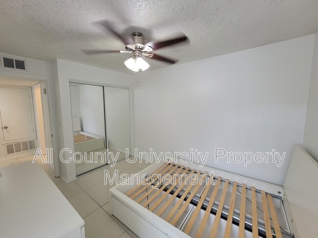 Photo - 2601 SW Archer Rd Unit A302