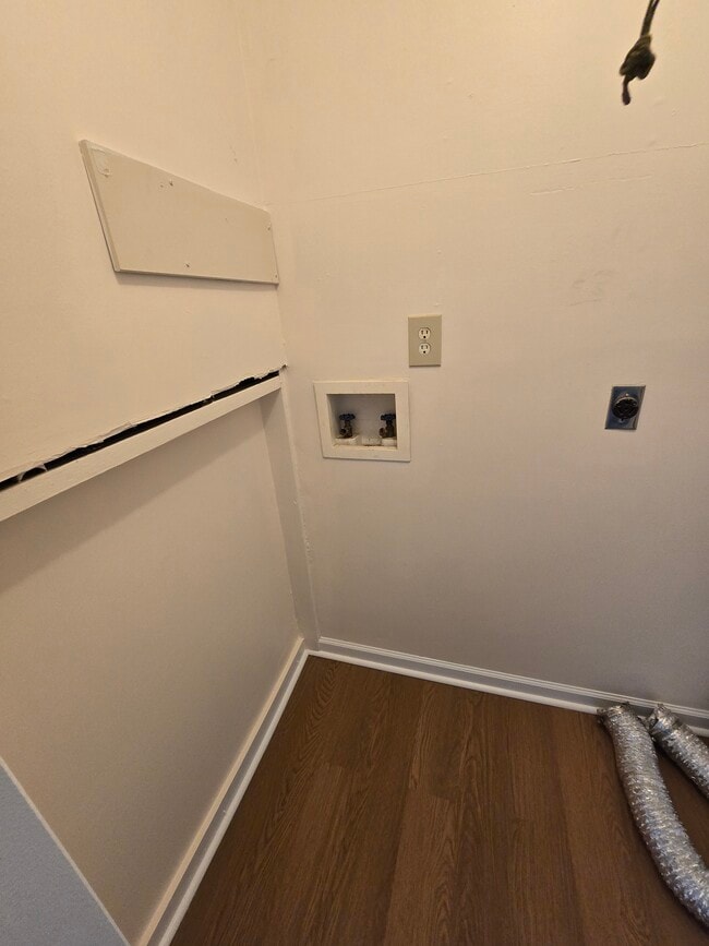 Building Photo - 941 Wittenberg Dr Unit A