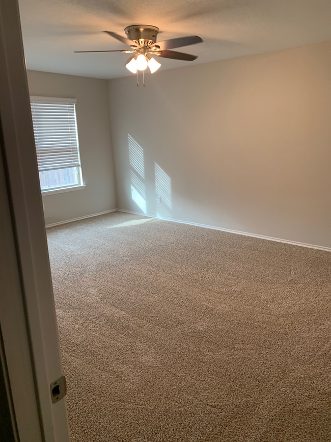 Photo - 1111 Bellevue Dr