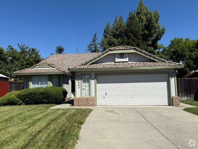 Building Photo - Modern 3 Bedroom 2 Bath One Story Browns V... Rental
