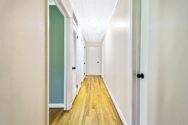 Photo - 1510 Crescent Dr