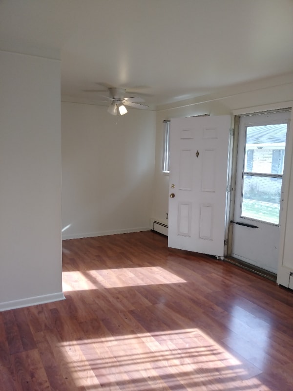 Photo - 3831 Devon Rd Unit 3