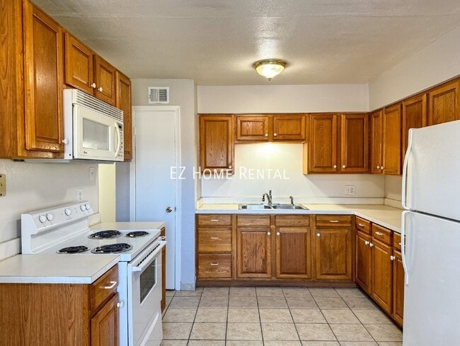 2102 5th Ave N