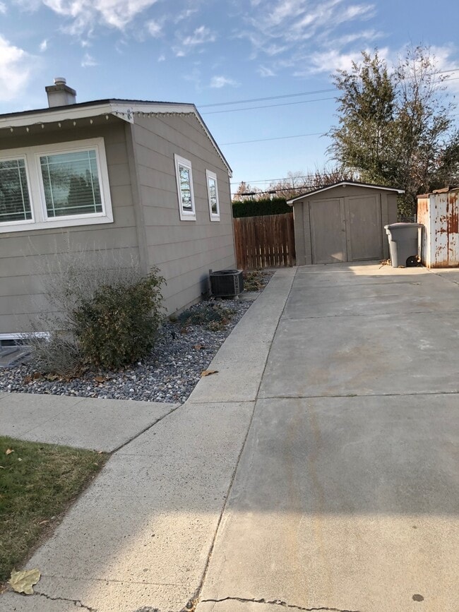 805 Wright Ave Unidad 805 Wright Ave*