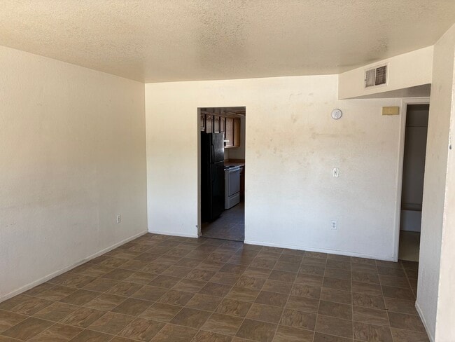 7132 E Broadway Rd