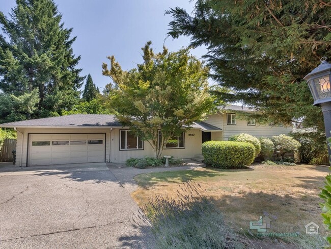 Photo - Beautiful 4 Bedroom Home