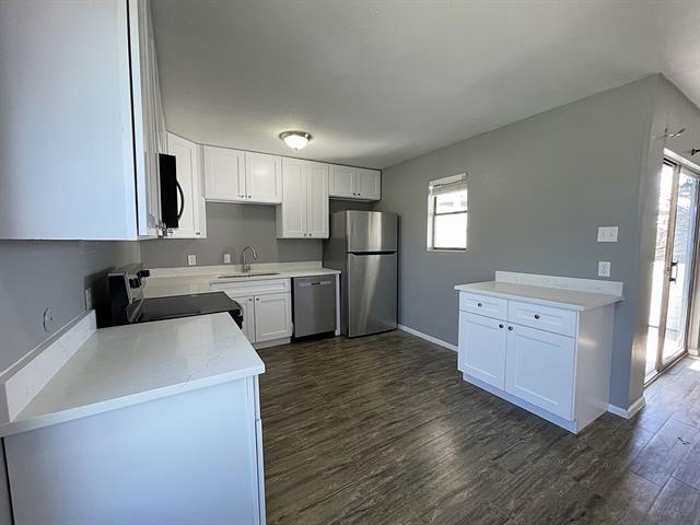 Photo - 2107 Knoll Crest Dr