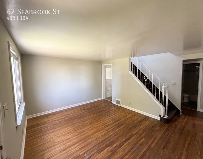 Photo - 62 Seabrook St