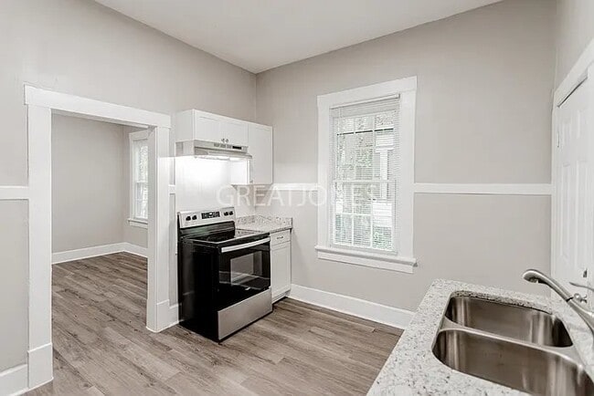 Photo - 2307 16th Ave