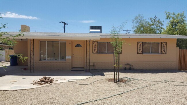 Photo - 2412 S Stanley Pl