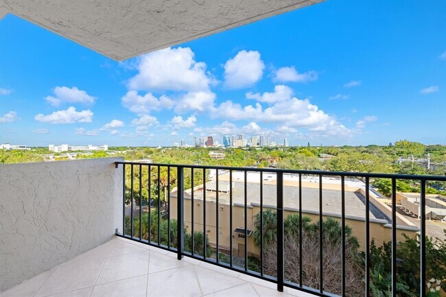 Building Photo - 1625 SE 10th Ave Unit 608 Rental