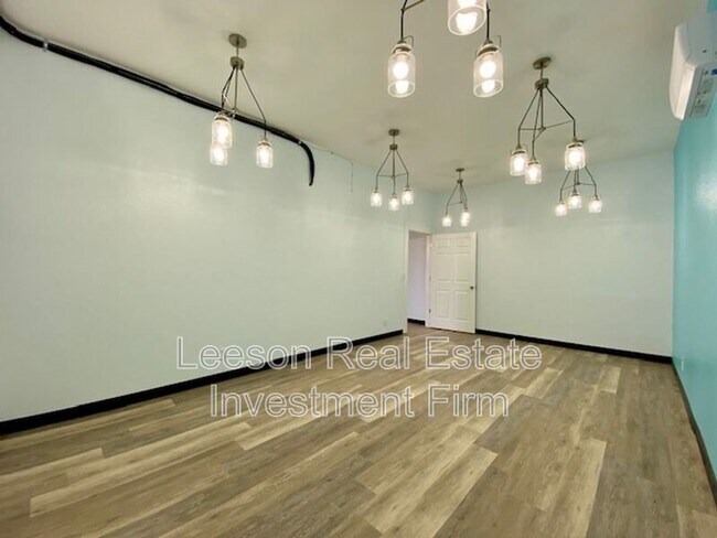 Photo - 218-228 North Market Street