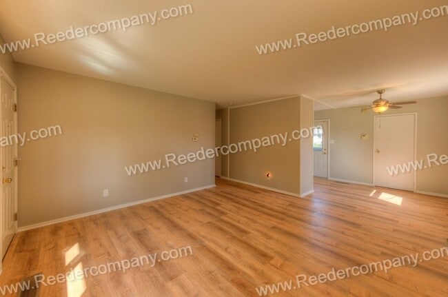 Photo - 3 Bedroom / 1 Bathroom Home