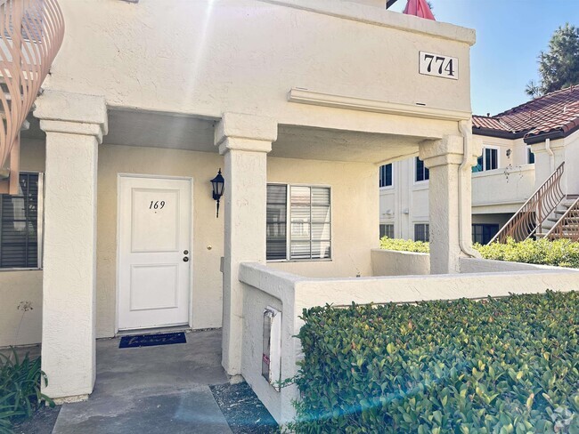 Building Photo - 774 Eastshore Terrace Unit 169 Rental