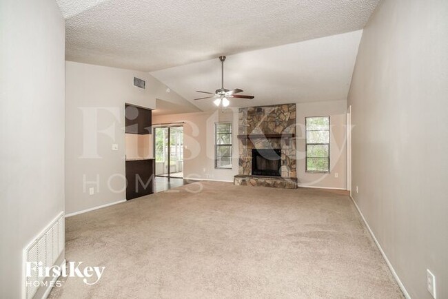 Photo - 3338 Fox Ridge Dr