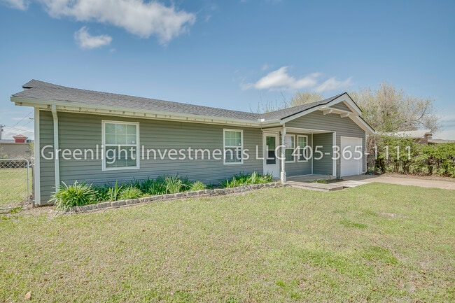 Building Photo - 1833 Rhythm Rd