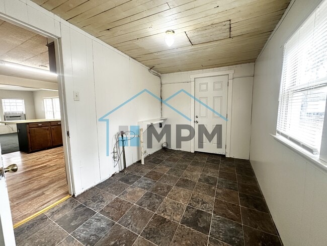 Photo - 629 E Olive St