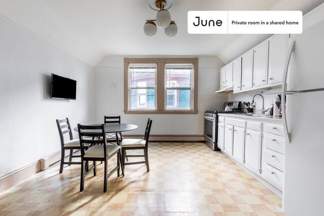 Photo - Room in Shared 3 bed/1 bath home Unidad A