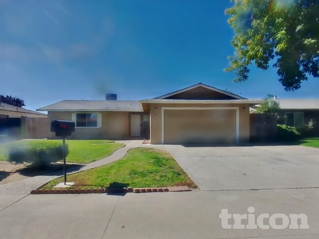 Photo - 405 Pirinen Ln