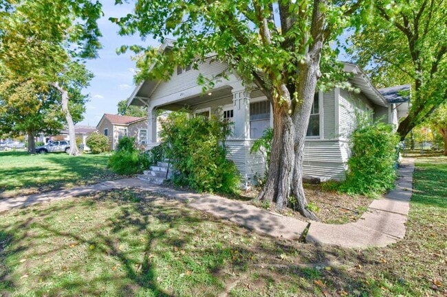 Photo - 201 N Highland Ave