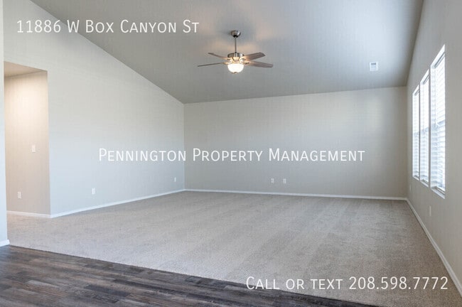 Photo - 11886 W Box Canyon St-