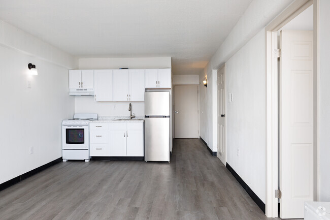 1BR, 1BA - 482SF -Dining Room - Chapel View Apartments