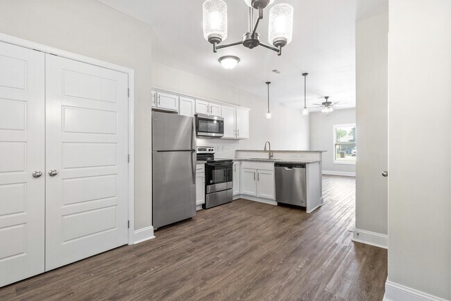 Photo - 215 Notgrass Rd