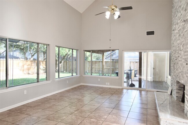 Photo - 4703 Cashel Glen Dr