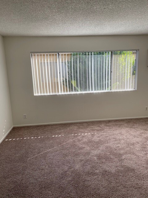 Studio 400 Sq. Ft. - Heritage Park at Woodman (Senior 55+)