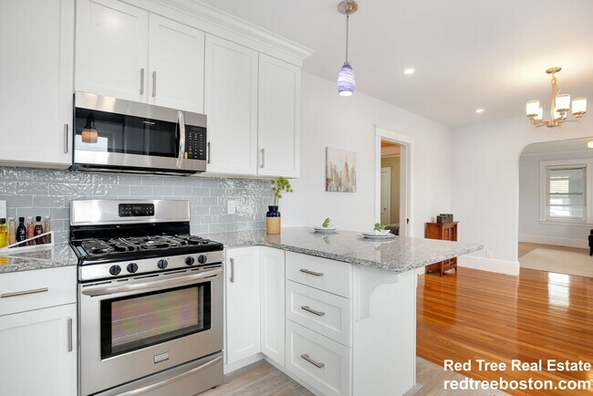 Photo - 29 Strathmore Rd Unit 2