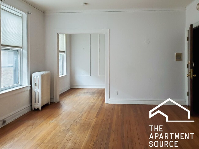 Photo - 432 W Surf St Unit 301