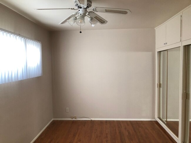 Photo - 3802 The Strand Unit 3