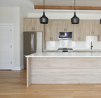 Building Photo - 1405 W Belden Ave Unit 1