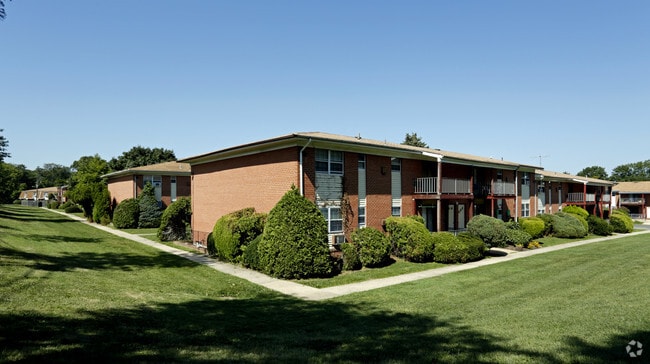 Tov Manor